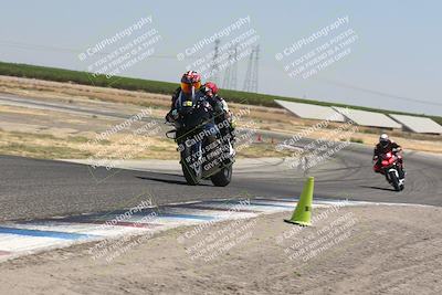 media/Aug-04-2024-TrackDaz (Sun) [[e1ff0814b6]]/Group B/1220pm (Wheelie Bump)/